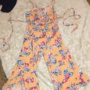 Women’s XL romper peach color